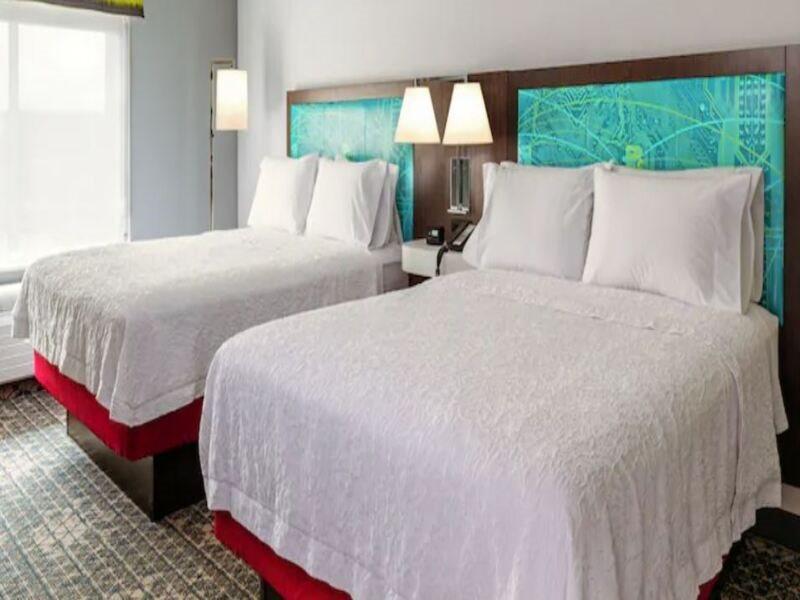 Hampton Inn & Suites Houston East Beltway 8, Tx Cloverleaf エクステリア 写真