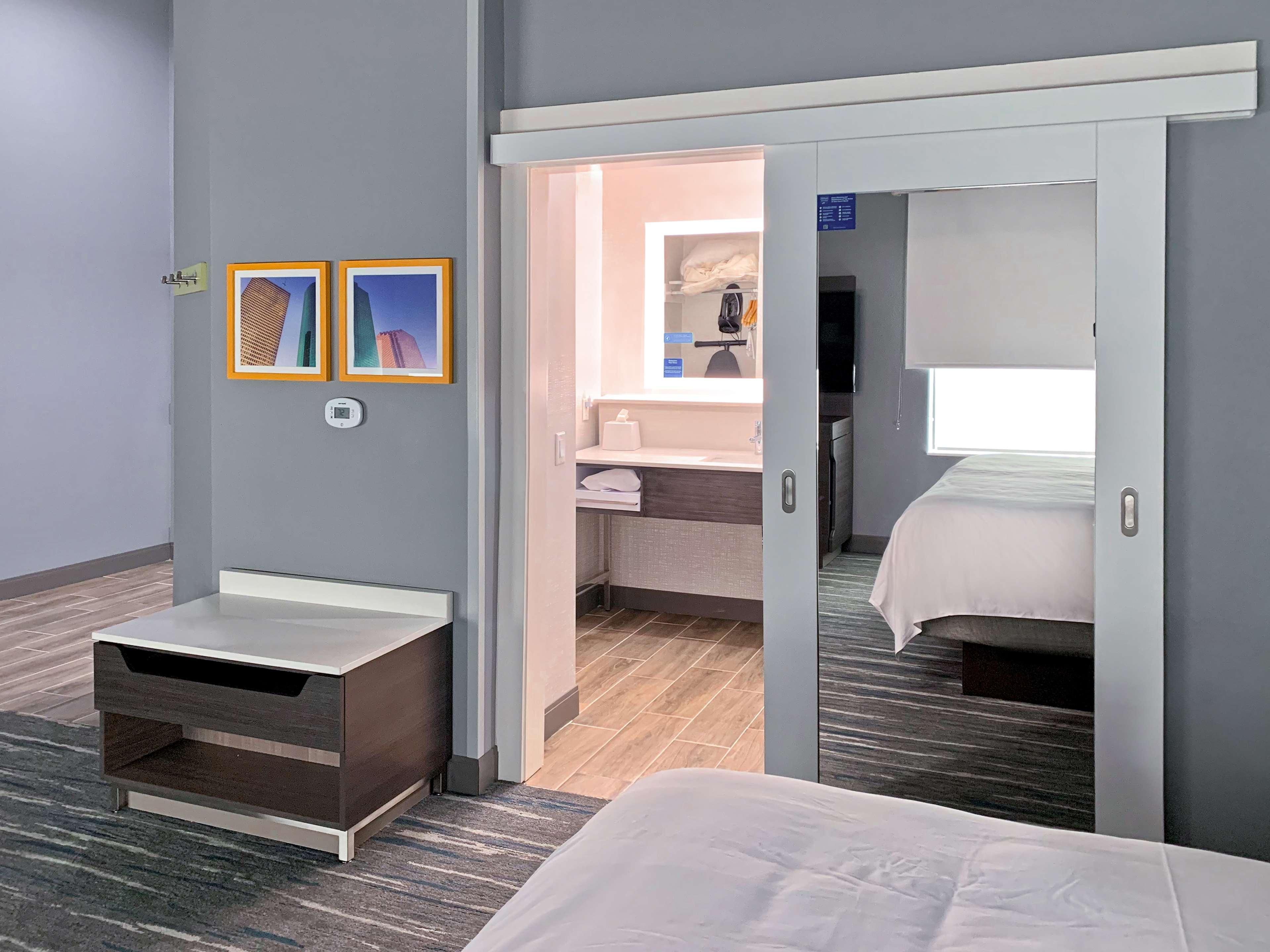 Hampton Inn & Suites Houston East Beltway 8, Tx Cloverleaf エクステリア 写真