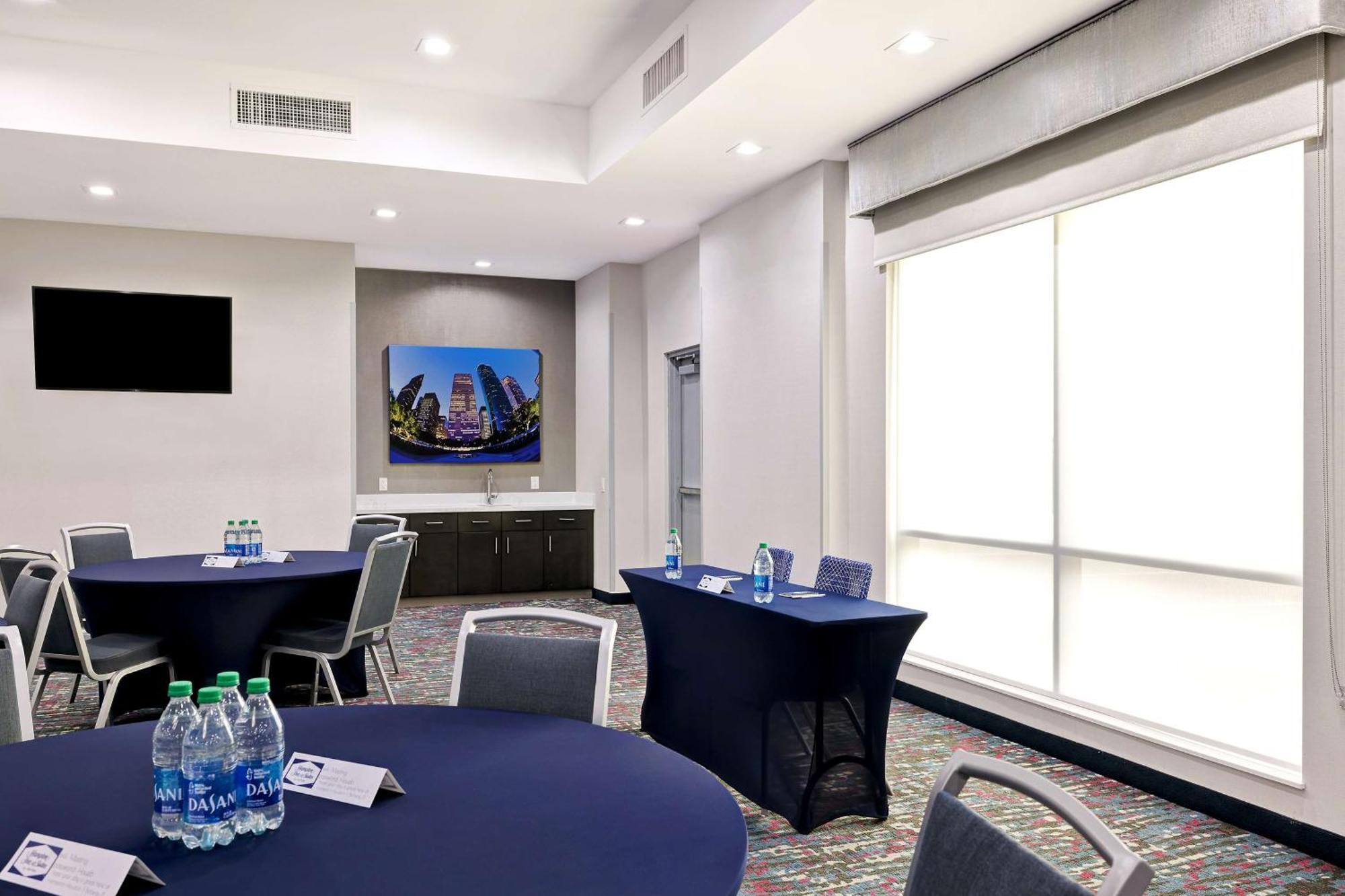 Hampton Inn & Suites Houston East Beltway 8, Tx Cloverleaf エクステリア 写真
