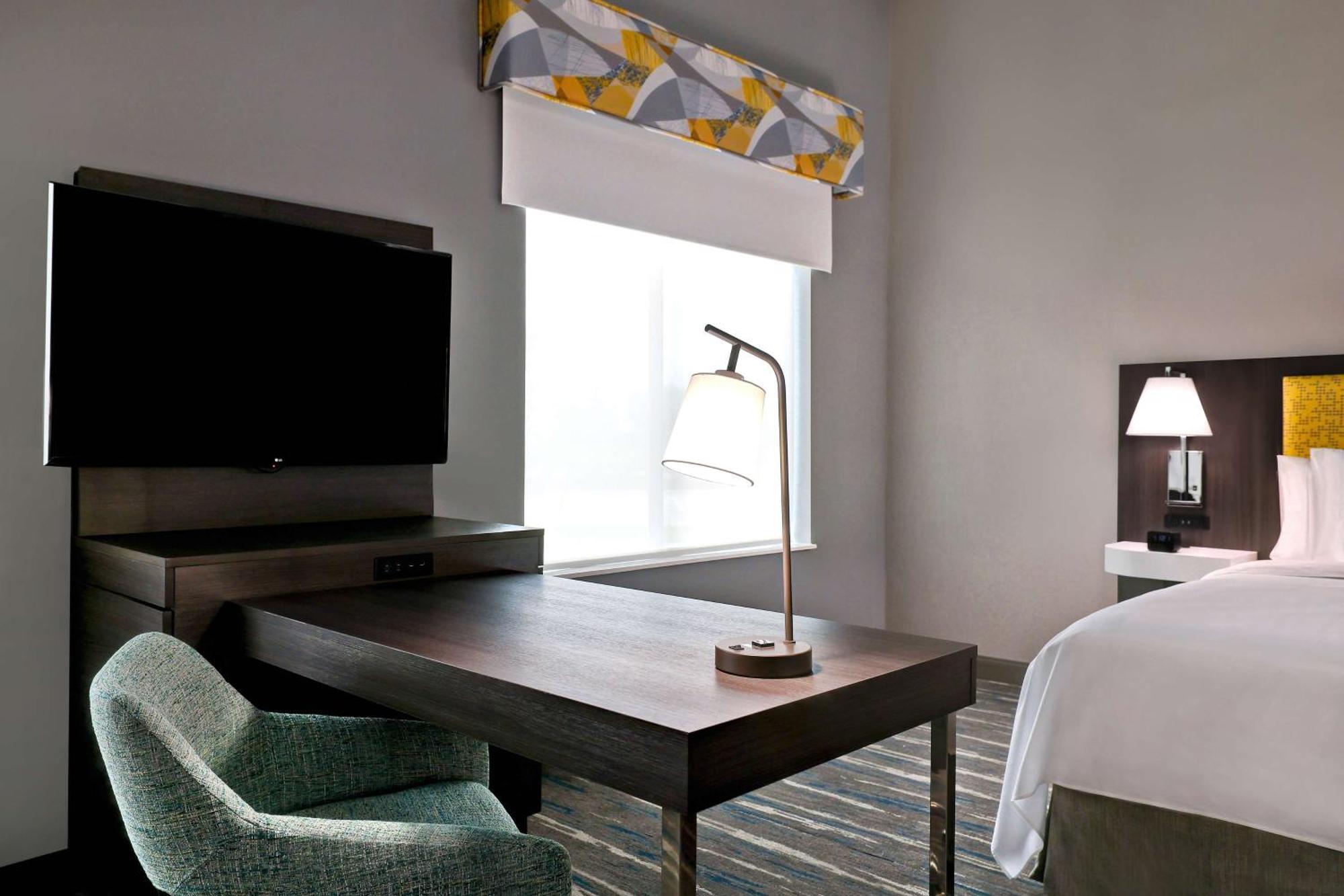 Hampton Inn & Suites Houston East Beltway 8, Tx Cloverleaf エクステリア 写真