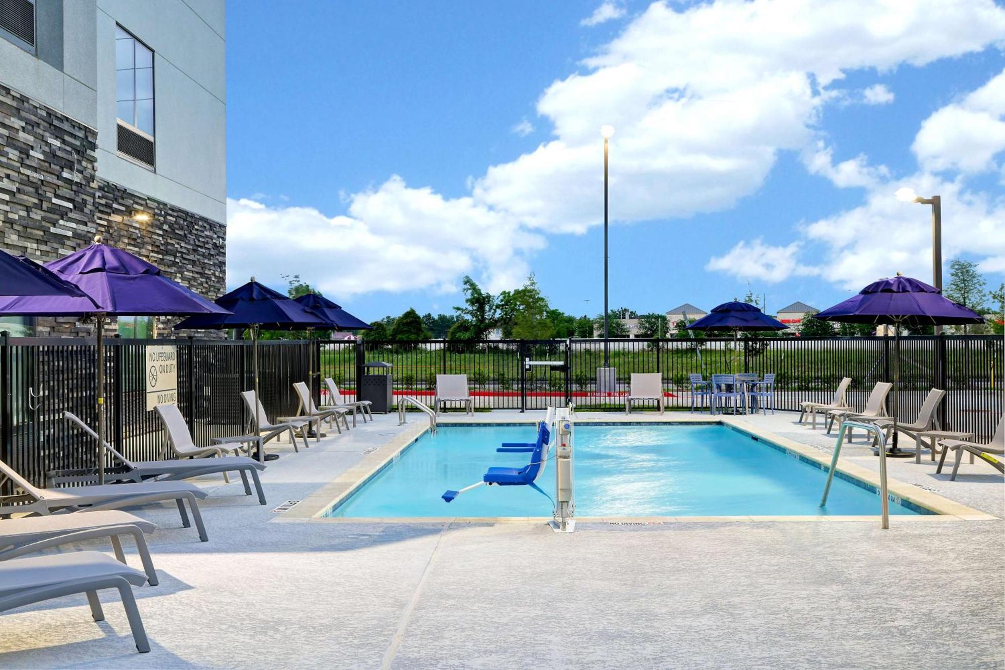 Hampton Inn & Suites Houston East Beltway 8, Tx Cloverleaf エクステリア 写真